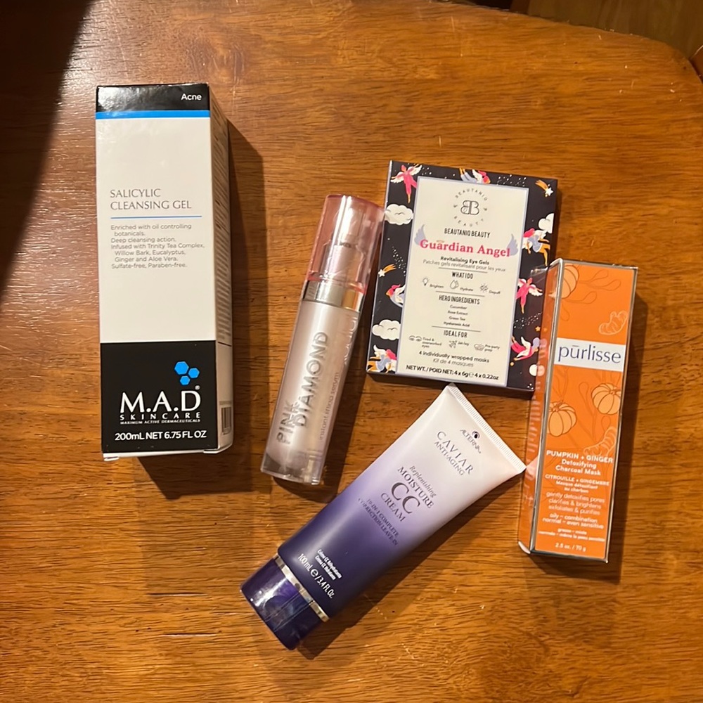 NWT Skincare Bundle